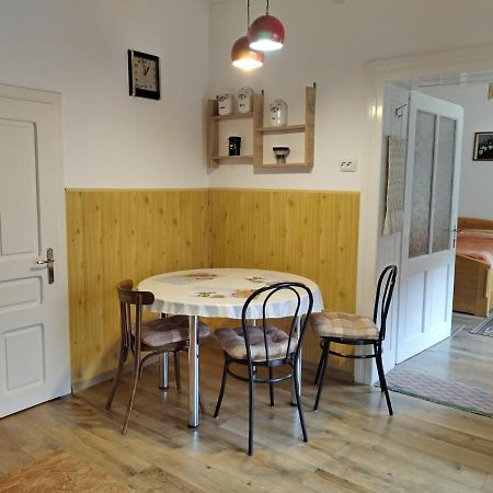 Apartamento Zadora Haus Săcele Exterior foto