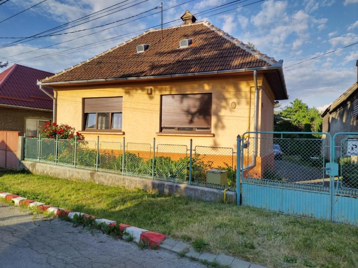 Apartamento Zadora Haus Săcele Exterior foto