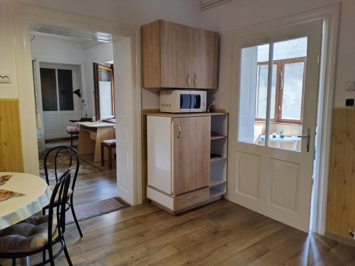 Apartamento Zadora Haus Săcele Exterior foto